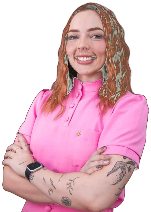 Dra. Andressa Castro de Queiroz, implantodontista e protesista da Mais Sorrisos LR5